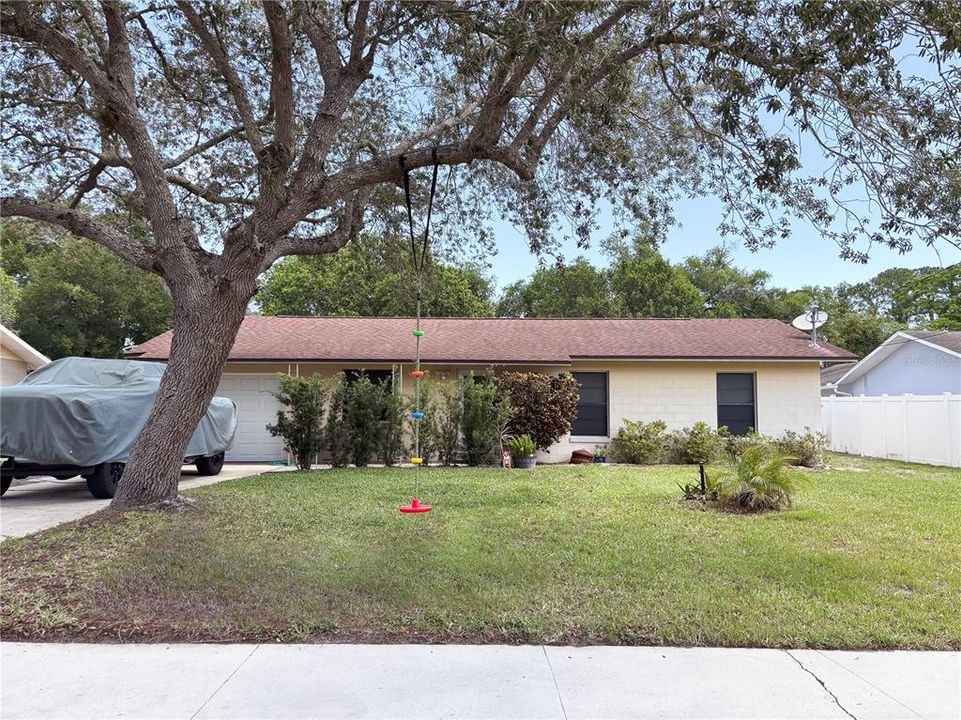 Recently Sold: $292,000 (3 beds, 1 baths, 1040 Square Feet)