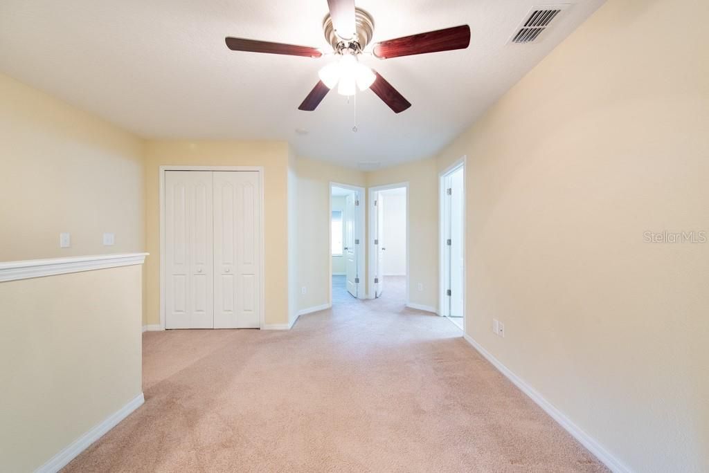 Activo con contrato: $239,000 (3 camas, 2 baños, 1666 Pies cuadrados)