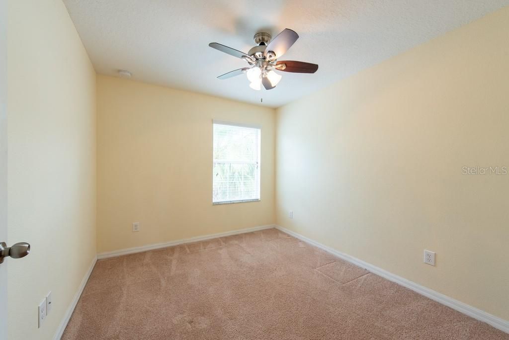 Activo con contrato: $239,000 (3 camas, 2 baños, 1666 Pies cuadrados)