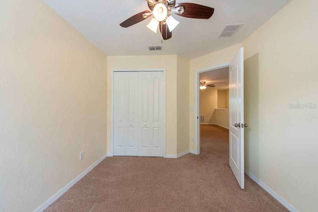 Activo con contrato: $239,000 (3 camas, 2 baños, 1666 Pies cuadrados)