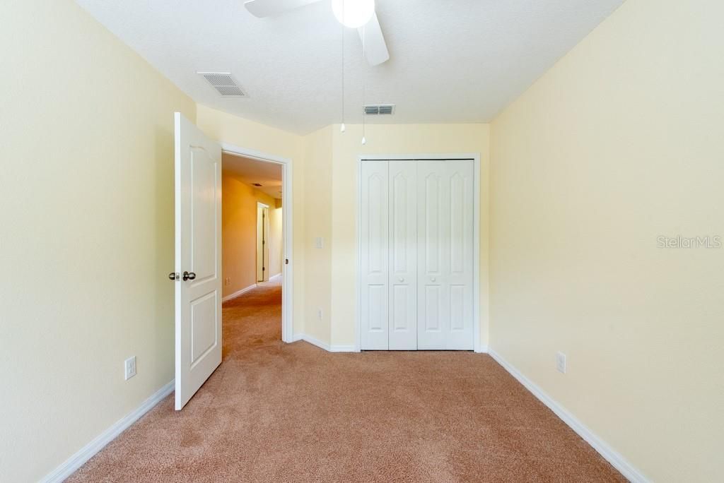 Activo con contrato: $239,000 (3 camas, 2 baños, 1666 Pies cuadrados)