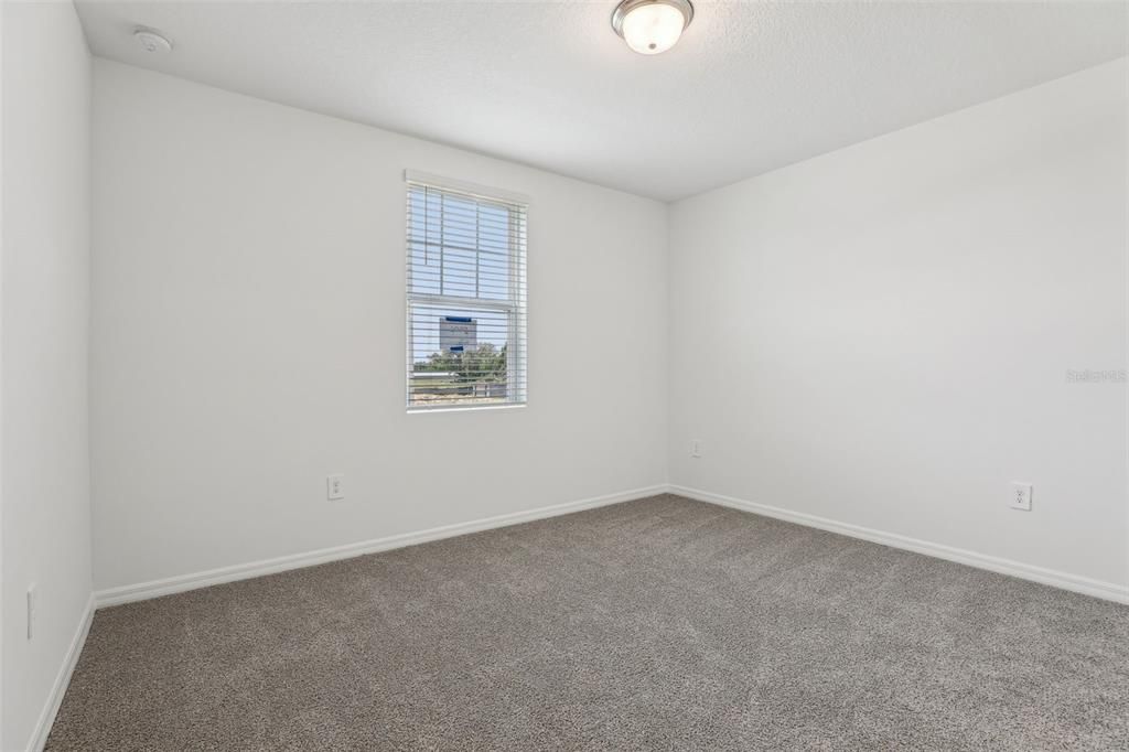 For Sale: $330,675 (4 beds, 3 baths, 1988 Square Feet)