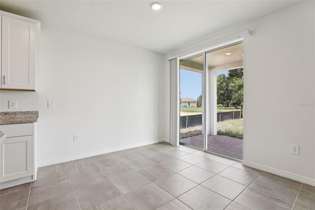 For Sale: $330,675 (4 beds, 3 baths, 1988 Square Feet)