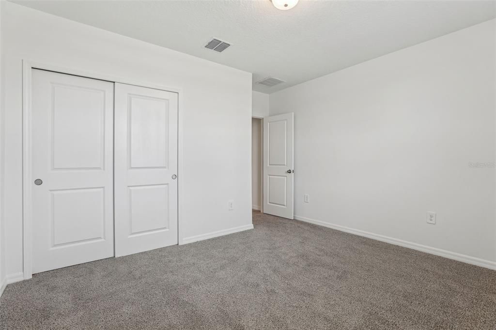 For Sale: $330,675 (4 beds, 3 baths, 1988 Square Feet)