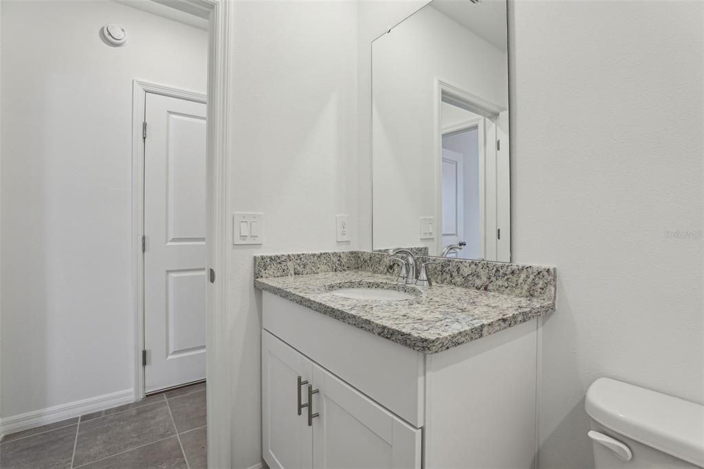 For Sale: $330,675 (4 beds, 3 baths, 1988 Square Feet)