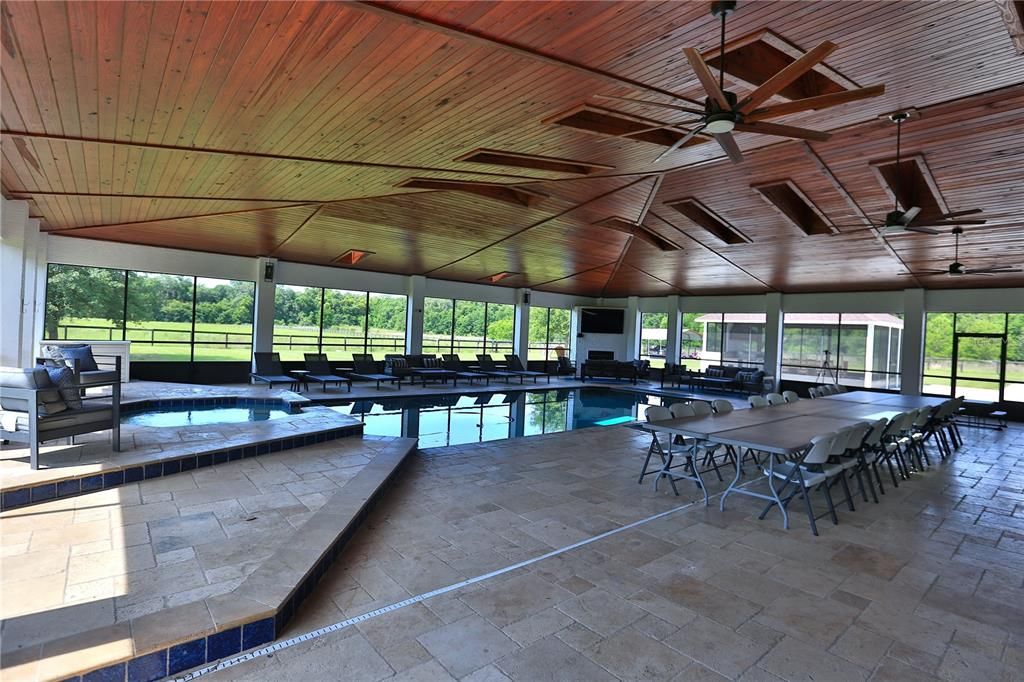 For Sale: $2,999,999 (6 beds, 5 baths, 6116 Square Feet)