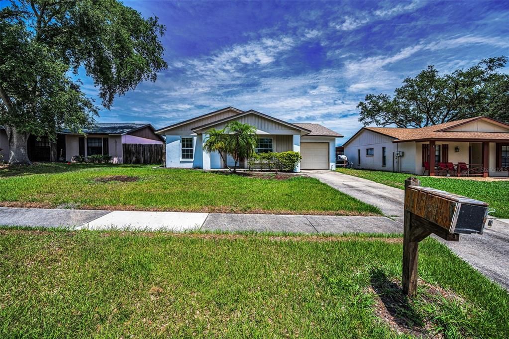 最近售出: $385,000 (3 贝兹, 2 浴室, 1274 平方英尺)