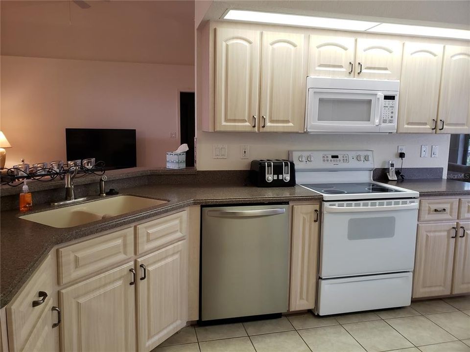 En Renta: $3,950 (3 camas, 2 baños, 1741 Pies cuadrados)