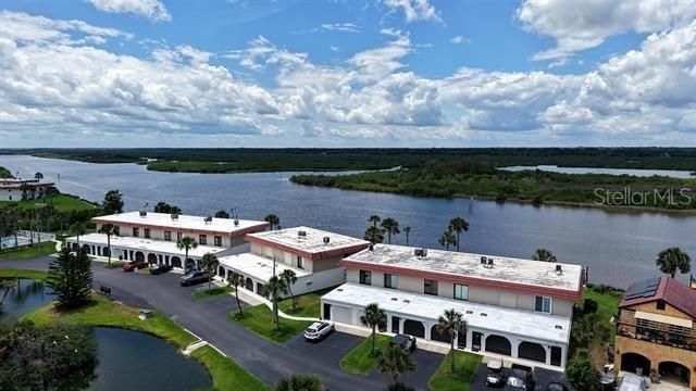 En Venta: $259,000 (2 camas, 2 baños, 1184 Pies cuadrados)