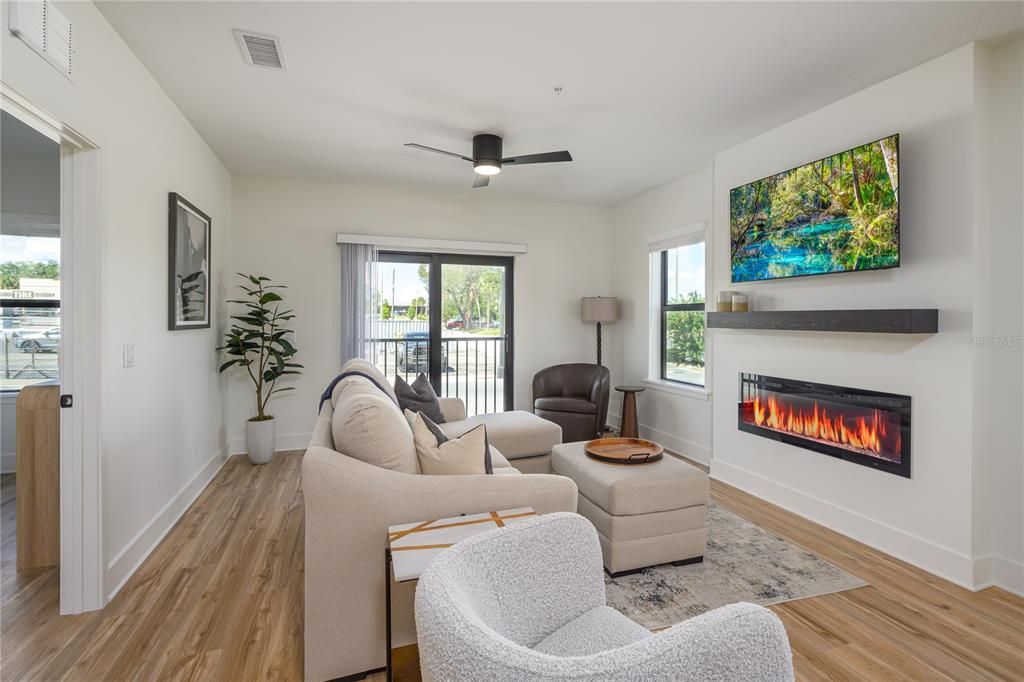 For Sale: $449,000 (1 beds, 1 baths, 1202 Square Feet)