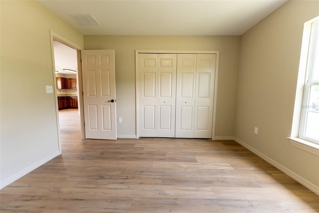 For Sale: $239,900 (3 beds, 2 baths, 1331 Square Feet)