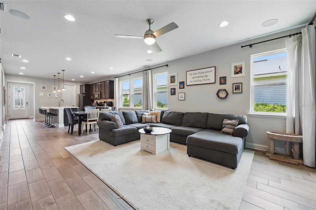 待售: $349,900 (3 贝兹, 2 浴室, 1867 平方英尺)