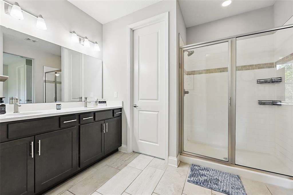 待售: $349,900 (3 贝兹, 2 浴室, 1867 平方英尺)