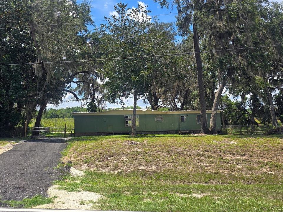 最近售出: $85,000 (2 贝兹, 1 浴室, 672 平方英尺)