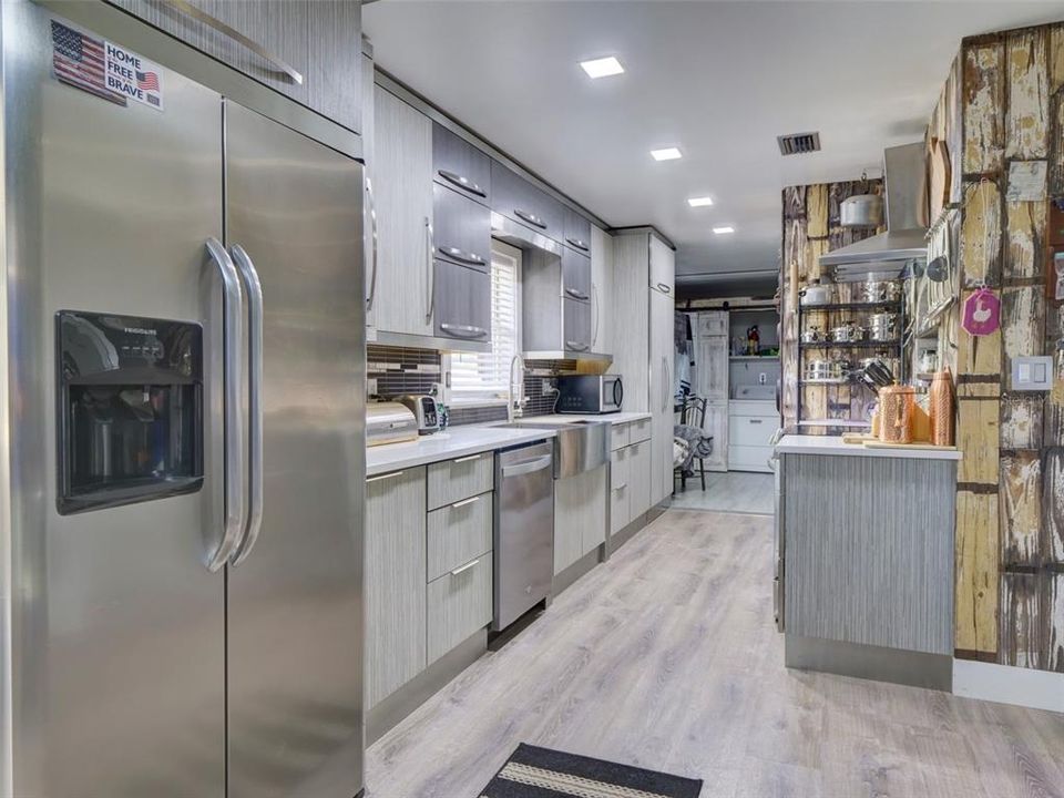 待售: $539,900 (3 贝兹, 2 浴室, 1350 平方英尺)