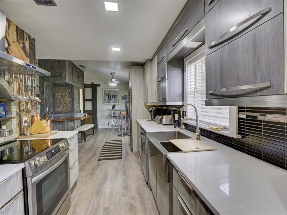 待售: $539,900 (3 贝兹, 2 浴室, 1350 平方英尺)