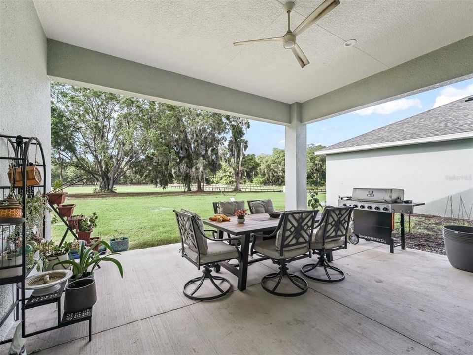 待售: $975,000 (3 贝兹, 2 浴室, 2450 平方英尺)