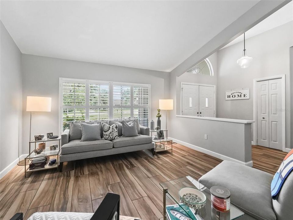 For Sale: $697,000 (3 beds, 2 baths, 2553 Square Feet)