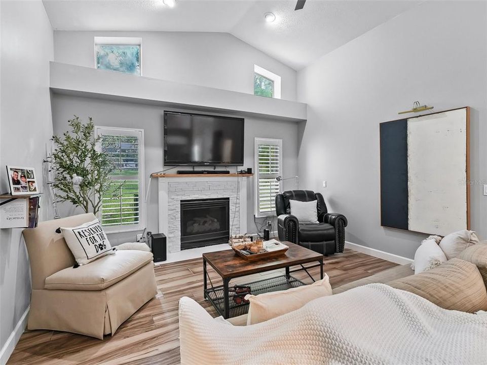 For Sale: $697,000 (3 beds, 2 baths, 2553 Square Feet)