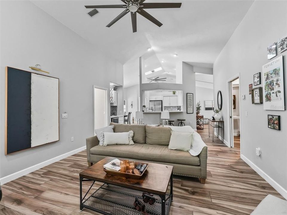 For Sale: $697,000 (3 beds, 2 baths, 2553 Square Feet)