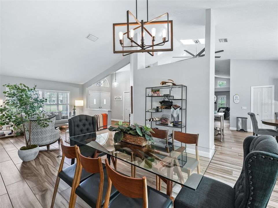 For Sale: $697,000 (3 beds, 2 baths, 2553 Square Feet)