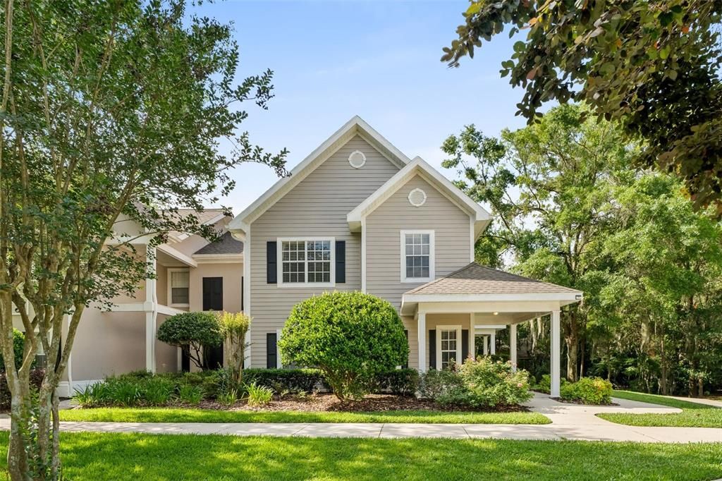 最近售出: $195,000 (1 贝兹, 1 浴室, 1008 平方英尺)