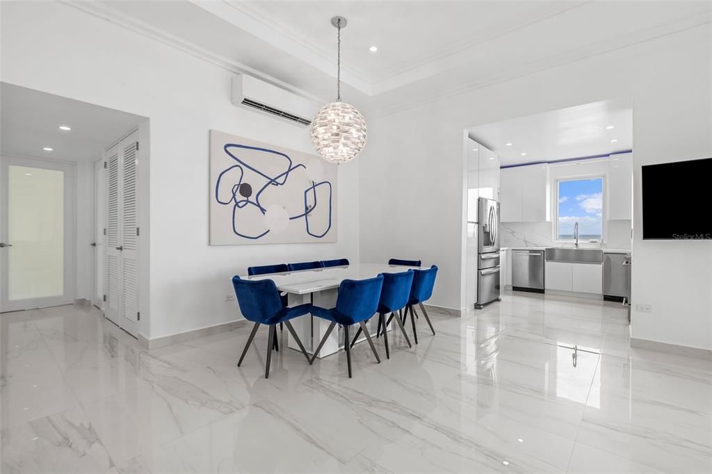 待售: $1,995,000 (4 贝兹, 4 浴室, 2650 平方英尺)