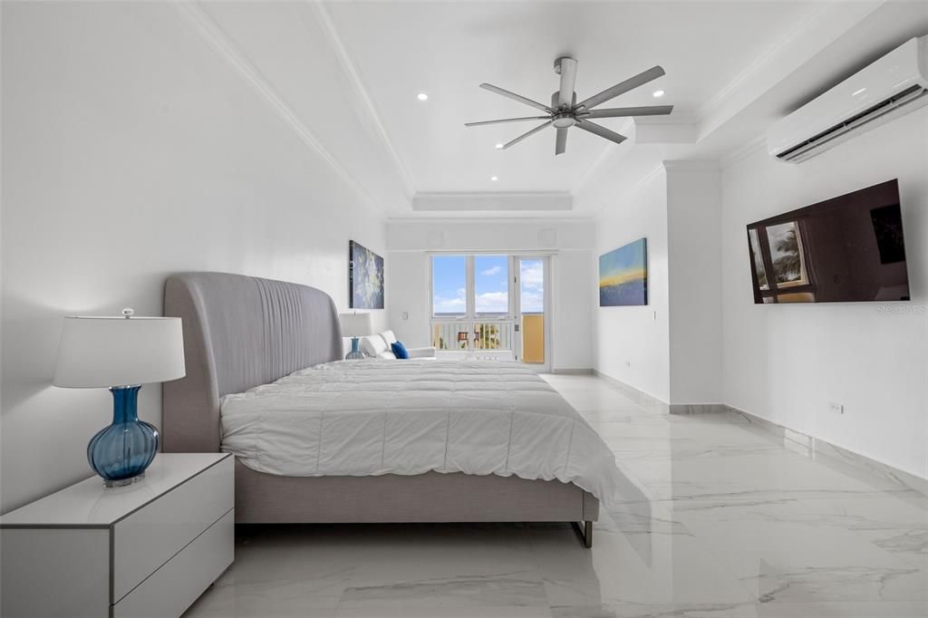 待售: $1,995,000 (4 贝兹, 4 浴室, 2650 平方英尺)