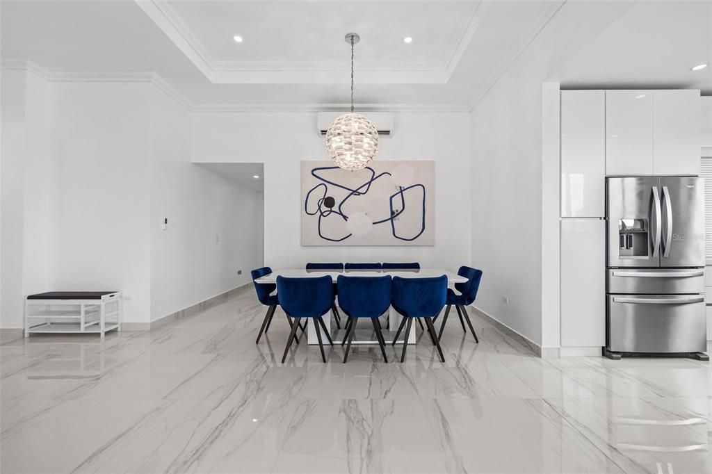 待售: $1,995,000 (4 贝兹, 4 浴室, 2650 平方英尺)