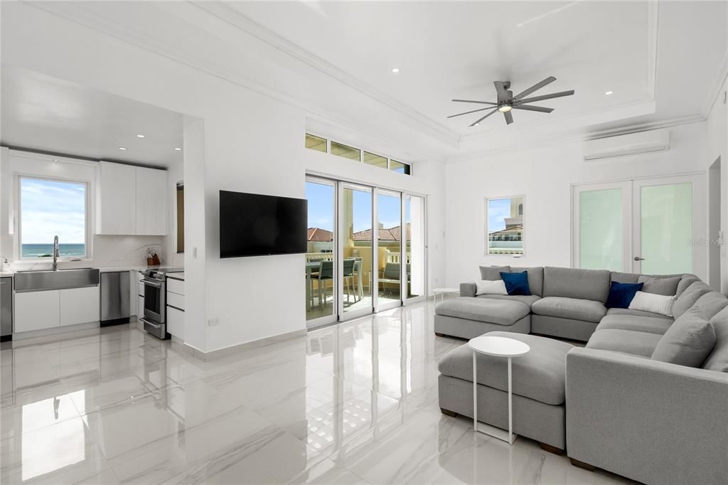 待售: $1,995,000 (4 贝兹, 4 浴室, 2650 平方英尺)