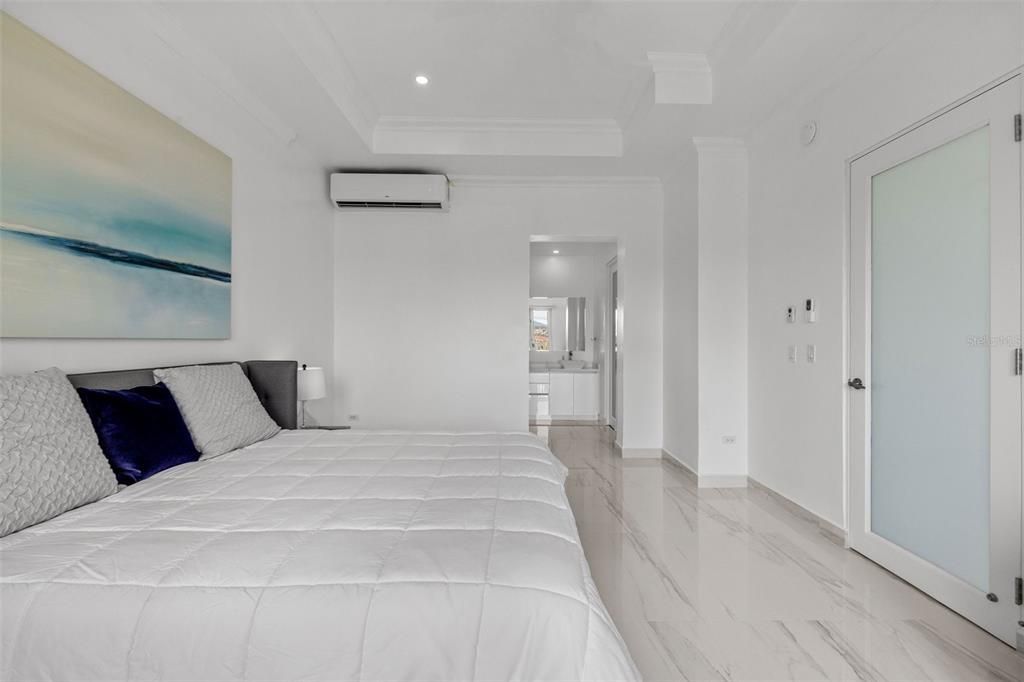 待售: $1,995,000 (4 贝兹, 4 浴室, 2650 平方英尺)