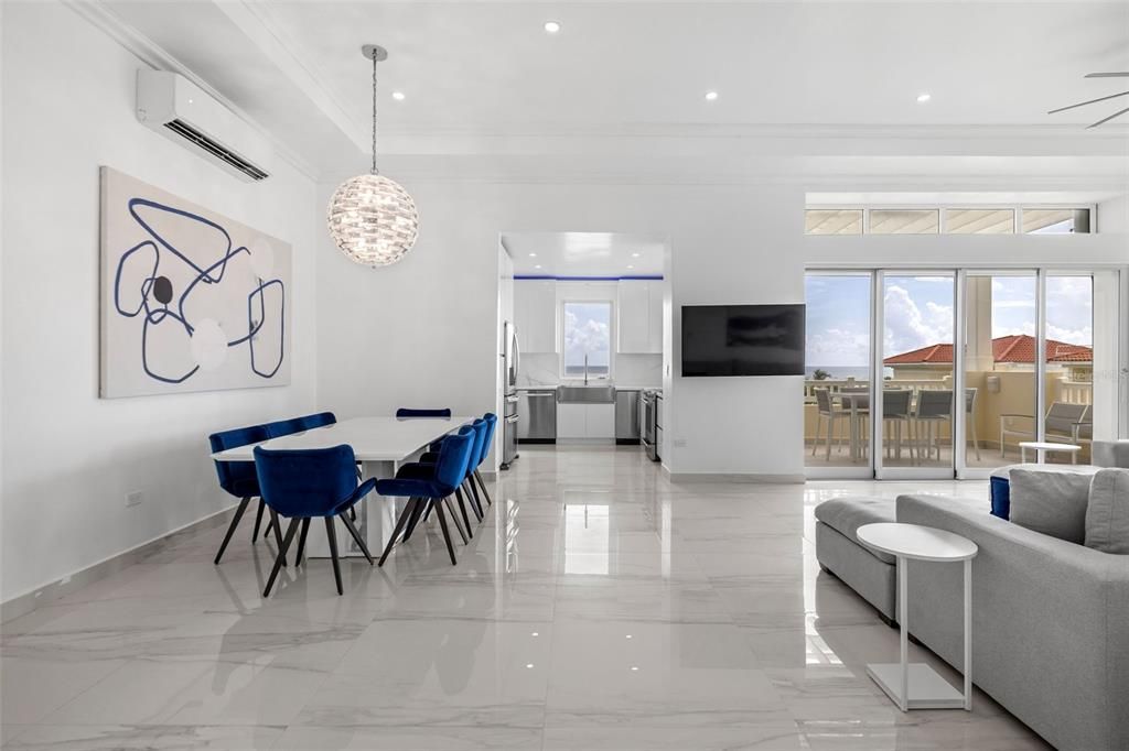 待售: $1,995,000 (4 贝兹, 4 浴室, 2650 平方英尺)