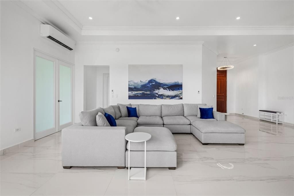 待售: $1,995,000 (4 贝兹, 4 浴室, 2650 平方英尺)