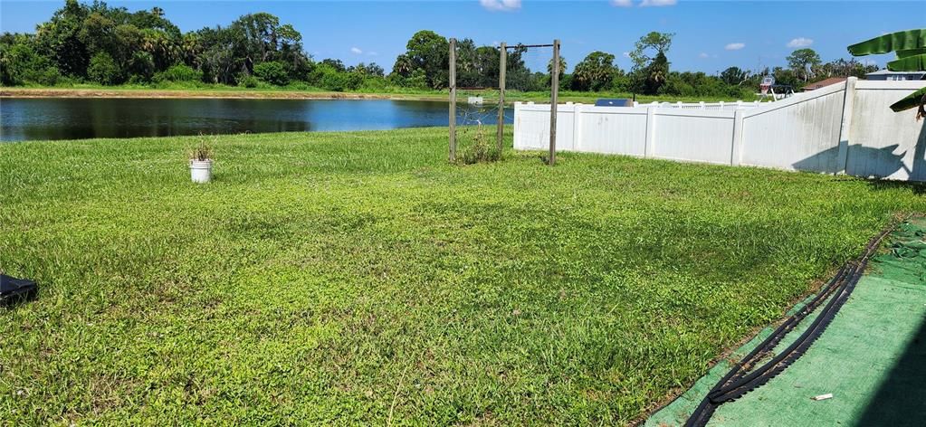 出租: $2,400 (4 贝兹, 3 浴室, 2924 平方英尺)