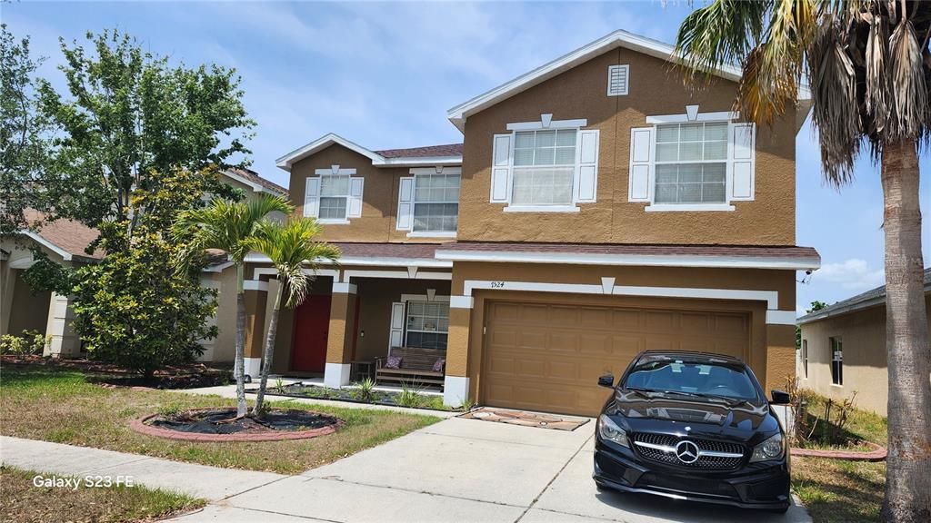 出租: $2,400 (4 贝兹, 3 浴室, 2924 平方英尺)