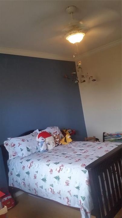 For Rent: $2,200 (3 beds, 2 baths, 1948 Square Feet)