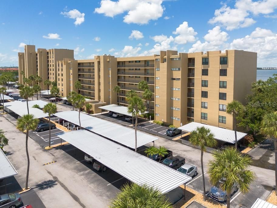 Active With Contract: $85,000 (1 beds, 1 baths, 565 Square Feet)