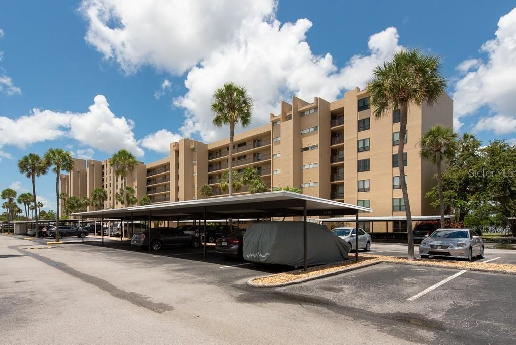 Active With Contract: $85,000 (1 beds, 1 baths, 565 Square Feet)
