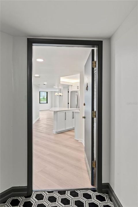 For Sale: $341,500 (2 beds, 2 baths, 1189 Square Feet)