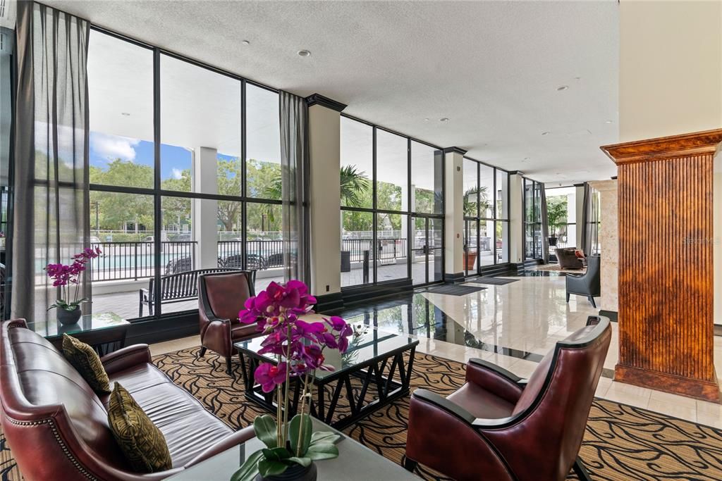 For Sale: $341,500 (2 beds, 2 baths, 1189 Square Feet)