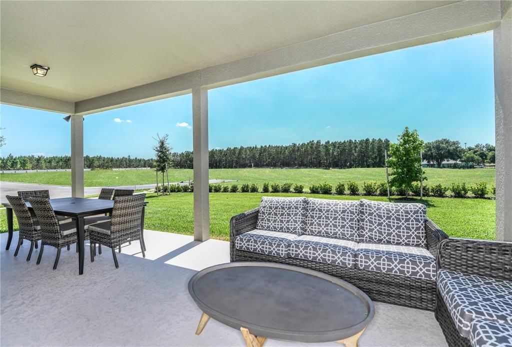 Active With Contract: $541,655 (4 beds, 3 baths, 3136 Square Feet)