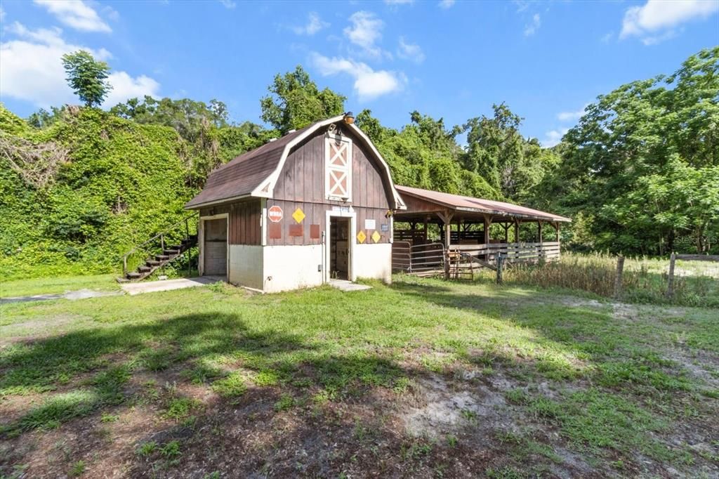 For Sale: $280,000 (3 beds, 2 baths, 2422 Square Feet)