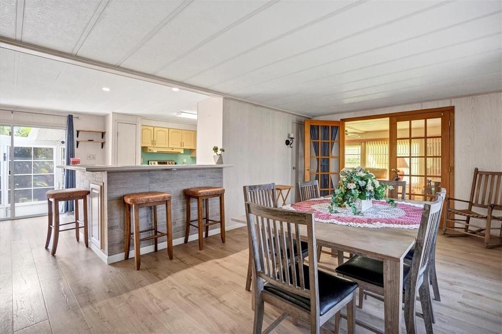 En Venta: $179,000 (2 camas, 2 baños, 1392 Pies cuadrados)