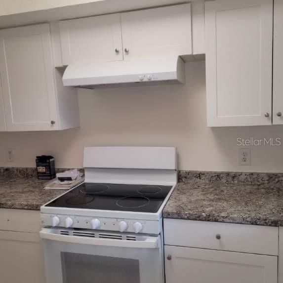 For Sale: $150,000 (1 beds, 1 baths, 734 Square Feet)