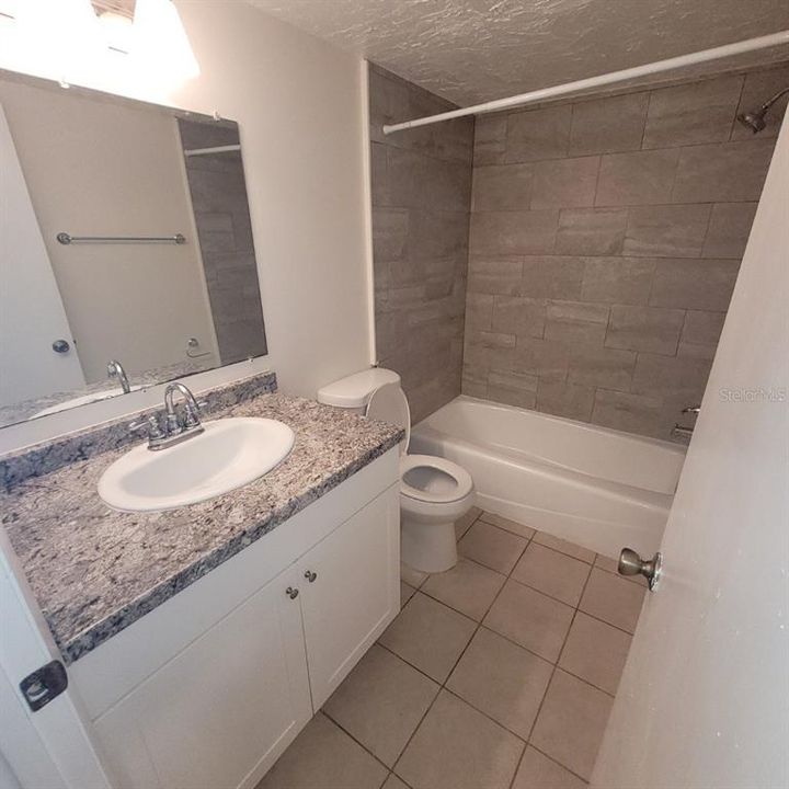 For Sale: $150,000 (1 beds, 1 baths, 734 Square Feet)