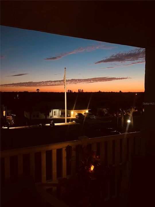 En Venta: $279,000 (2 camas, 2 baños, 1121 Pies cuadrados)