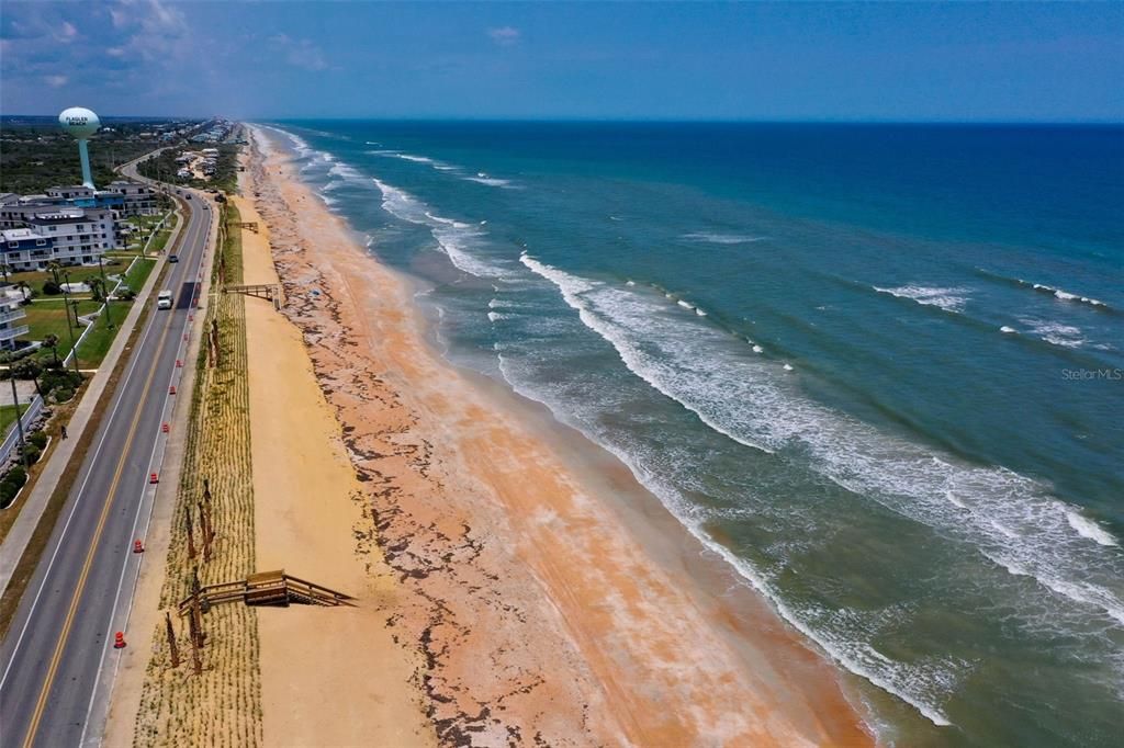 En Venta: $279,000 (2 camas, 2 baños, 1121 Pies cuadrados)