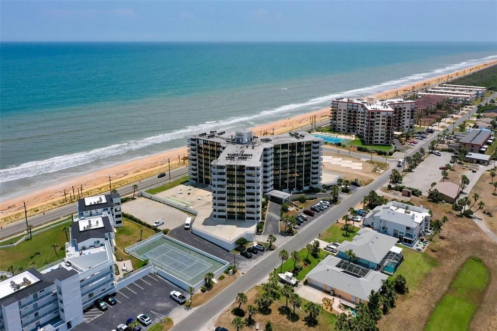 En Venta: $279,000 (2 camas, 2 baños, 1121 Pies cuadrados)