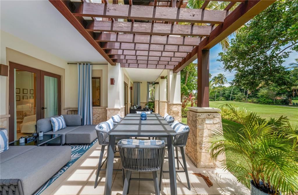 For Rent: $16,500 (3 beds, 3 baths, 2765 Square Feet)