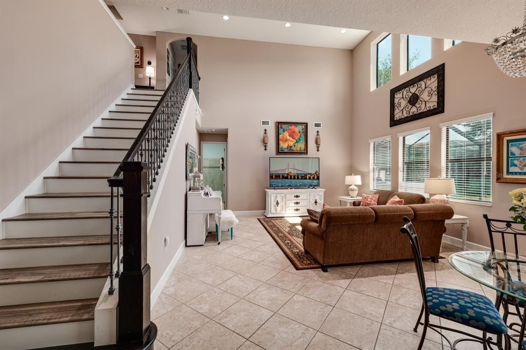 For Sale: $949,000 (5 beds, 4 baths, 3358 Square Feet)